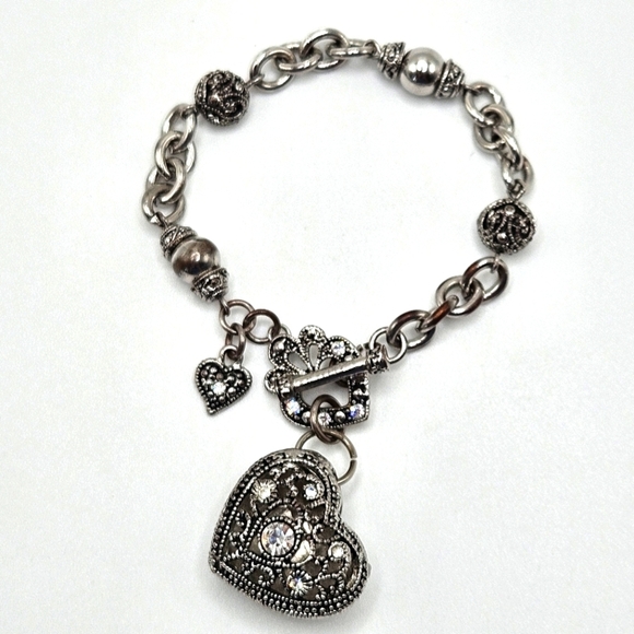 Vintage Silver Tone Puffy Heart Filigree Charm Toggle Heart Clasp Bracelet - Picture 2 of 8
